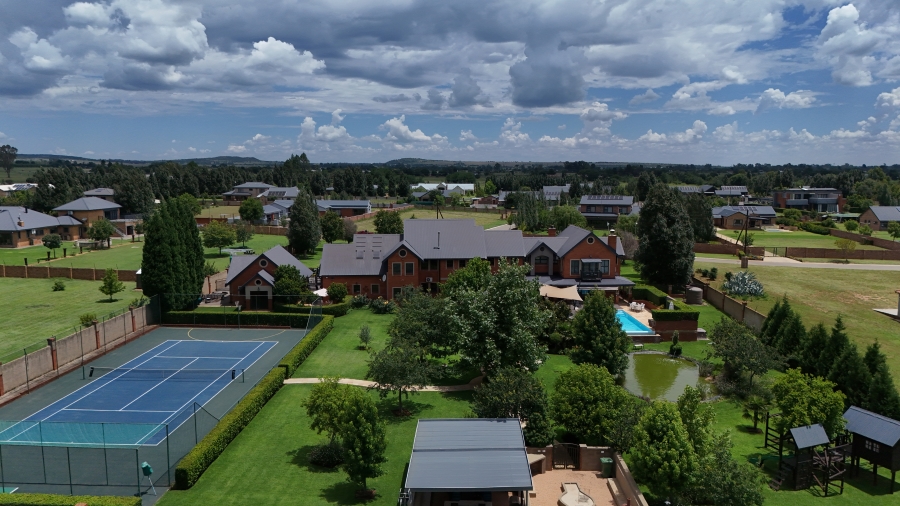 5 Bedroom Property for Sale in Grimbeeck Park North West